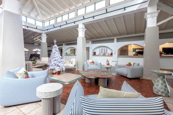Ocean Point Beach Resort & Spa - Adults Only