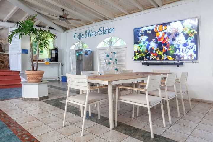 Ocean Point Beach Resort & Spa - Adults Only