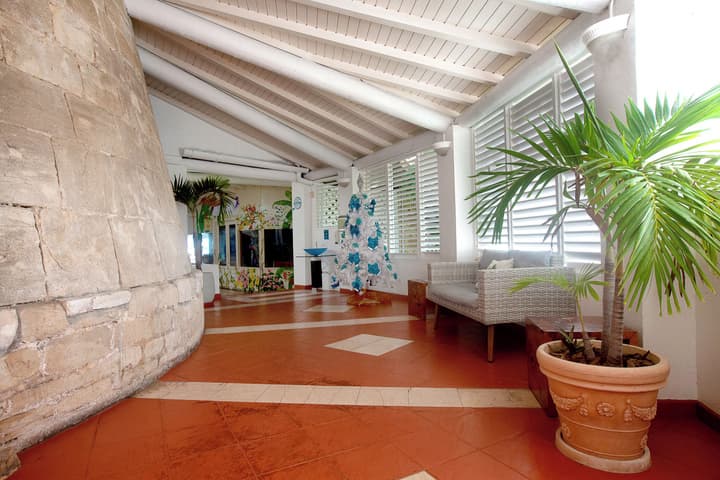 Ocean Point Beach Resort & Spa - Adults Only