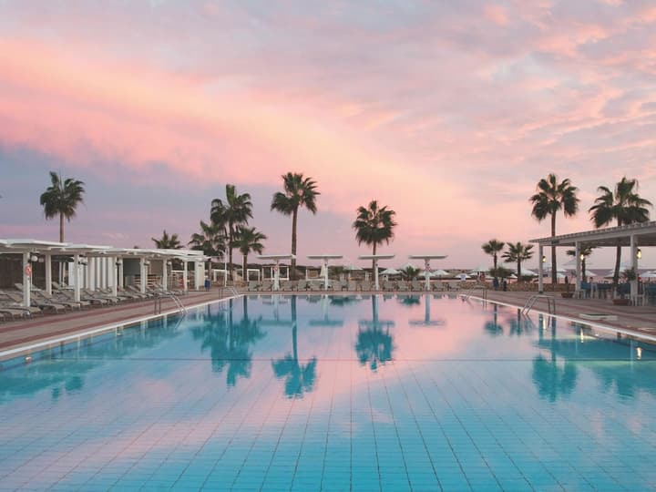 Dome Beach Marina Hotel & Resort