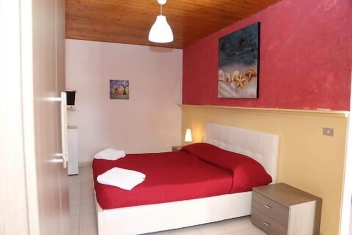 Hotel Company