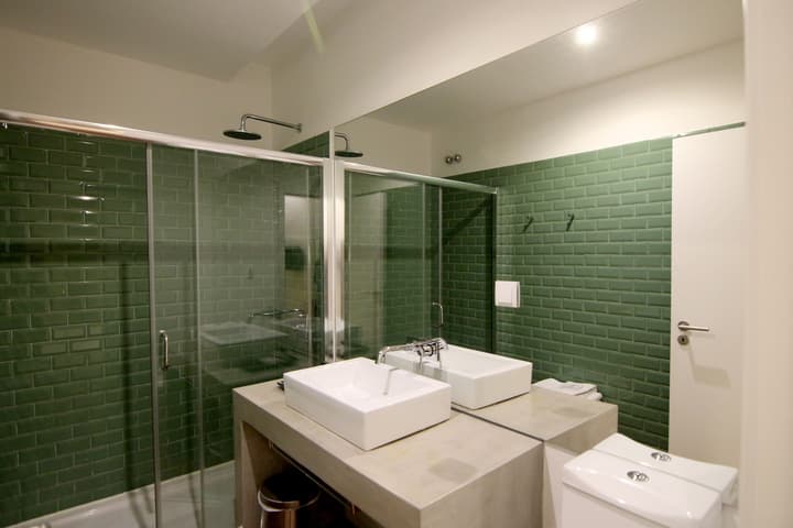 The 8 Downtown Suites