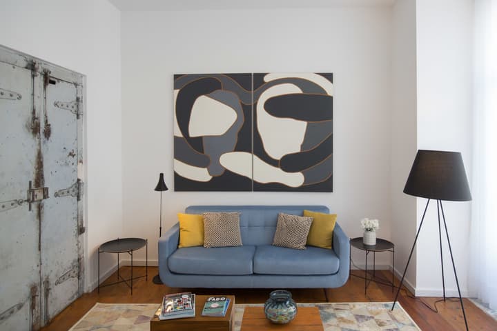 The 8 Downtown Suites