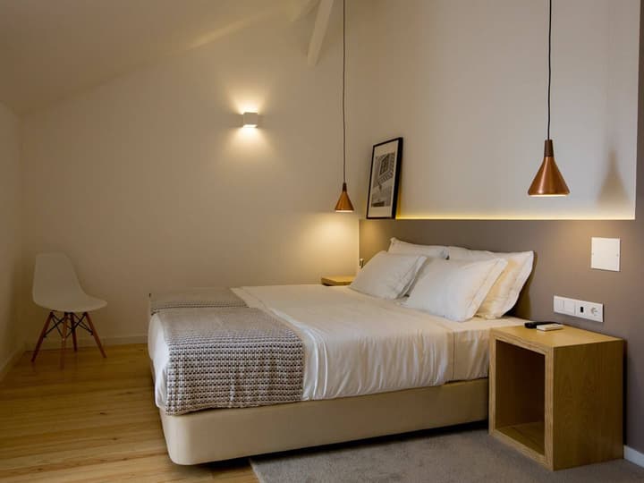 The 8 Downtown Suites