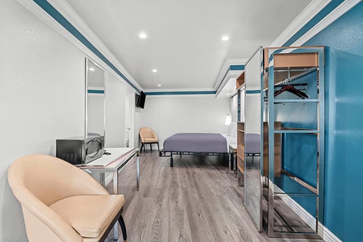 Rodeway Inn Commerce - Los Angeles