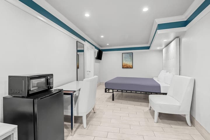 Rodeway Inn Commerce - Los Angeles
