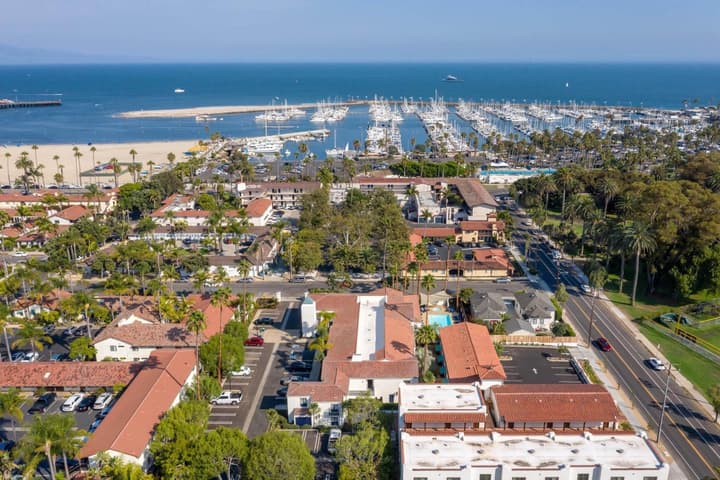 Mason Beach Inn