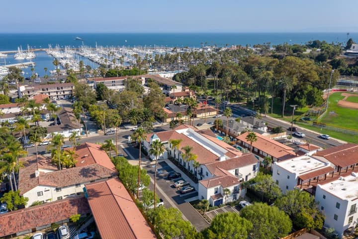 Mason Beach Inn