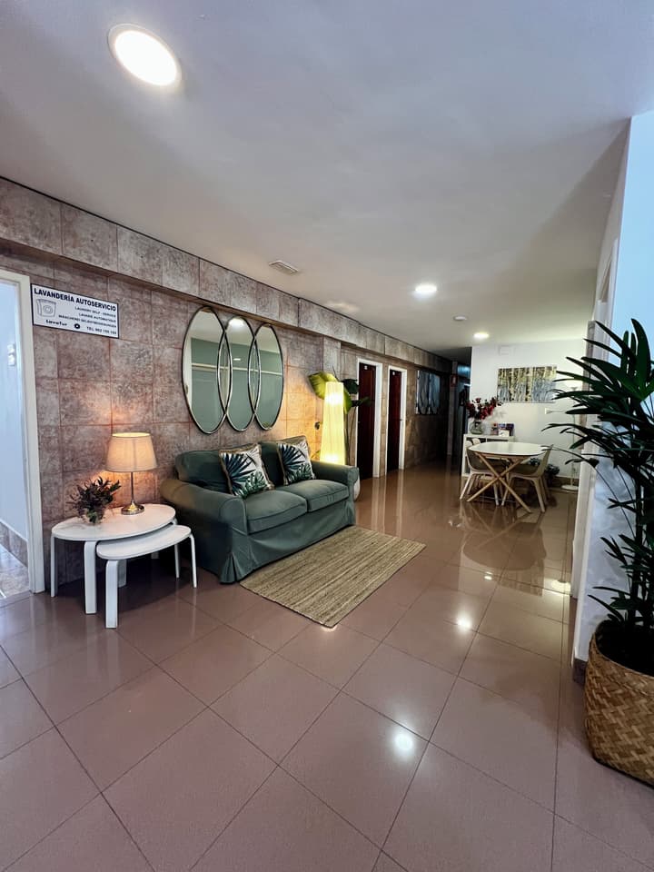 Hostal Residencia Cardona
