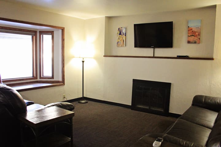 Bowen Motel