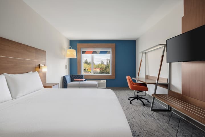 Holiday Inn Express & Suites Victoria - Colwood