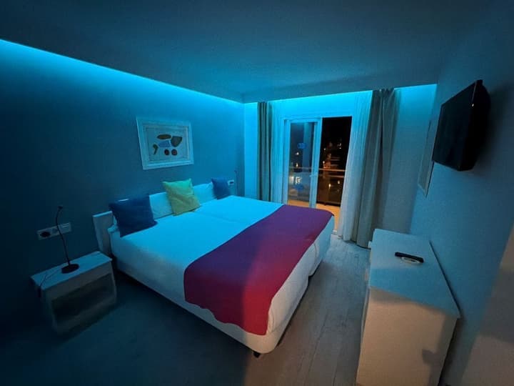 Guya Wave Hotel