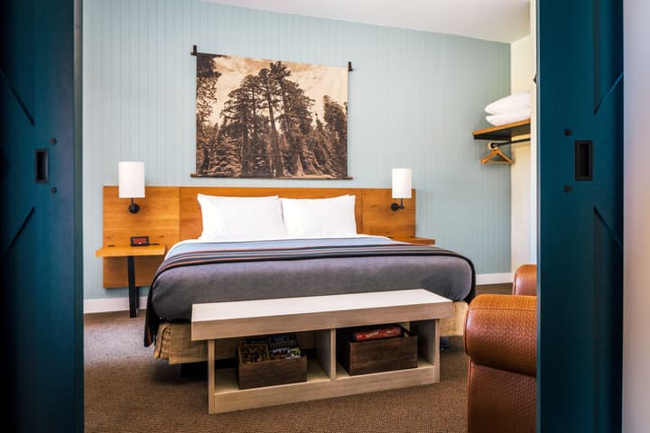 Rush Creek Lodge and Spa at Yosemite