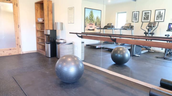 Rush Creek Lodge and Spa at Yosemite