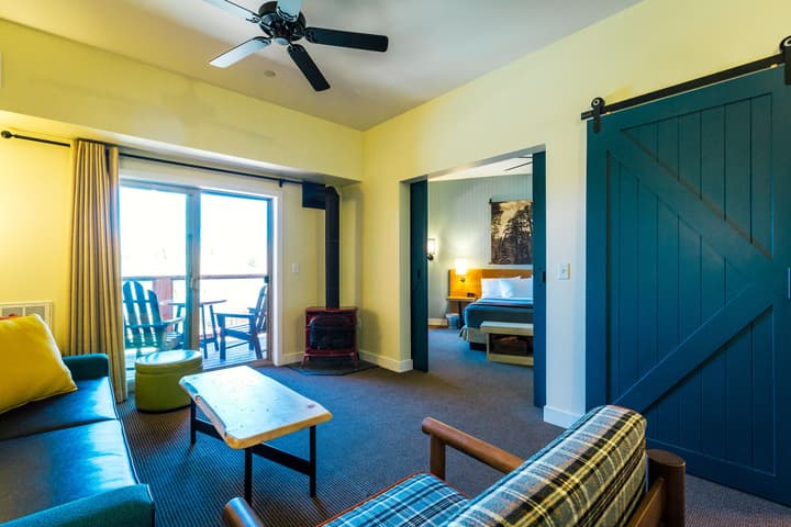 Rush Creek Lodge and Spa at Yosemite