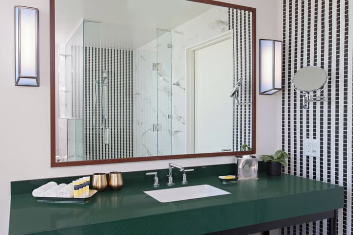 Hotel Indigo Los Angeles Downtown by IHG