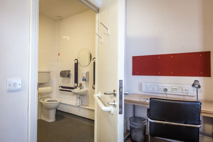 LSE Passfield Hall - Campus Accommodation