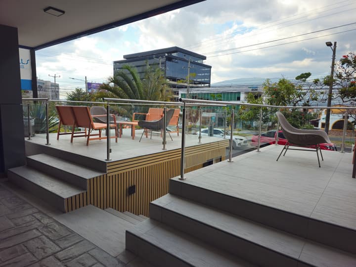 Beverly Hills: Hotel & Business