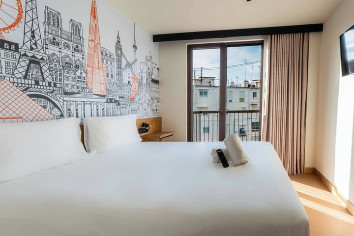 easyHotel Valencia Ciutat Vella