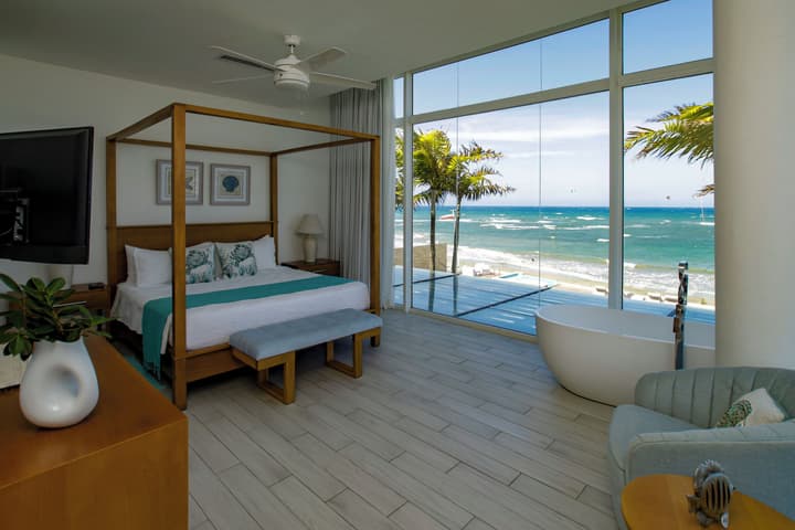 Casa Estefania Luxury 10BR Oceanfront Villa