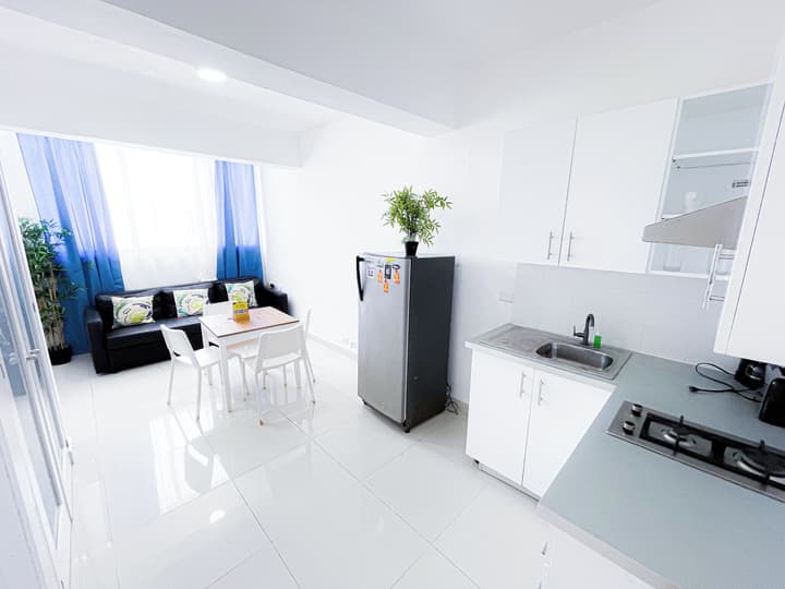 STUDIO APART HOTEL ROOFTOP POOL BEACH