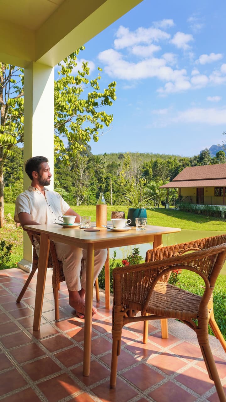 Lost Horizon Resort - Khao Sok