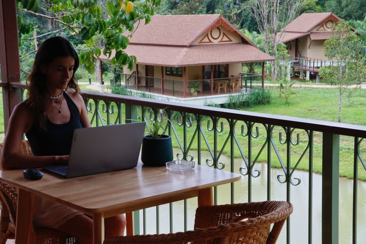 Lost Horizon Resort - Khao Sok