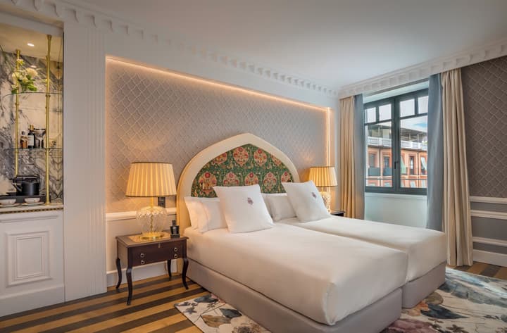 Gran Hotel Claridge Granada - Preferred Hotels & Resorts