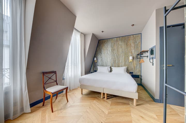 Hôtel Maât Batignolles