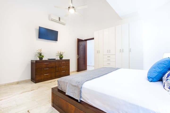 Villa Desiree 5BR Cocotal Luxury Villa Pool Maid