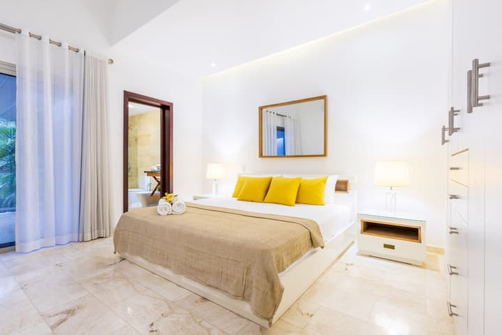 Villa Desiree 5BR Cocotal Luxury Villa Pool Maid
