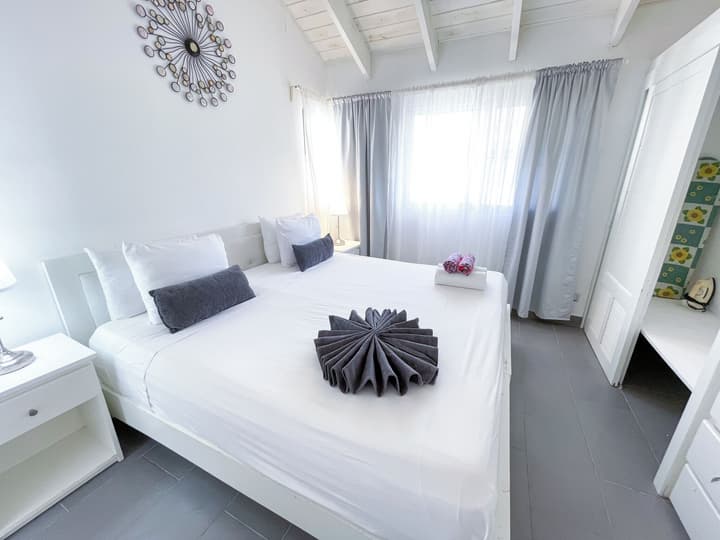 MINI BEACH STUDIOS