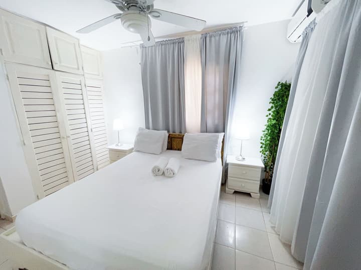 MINI BEACH STUDIOS
