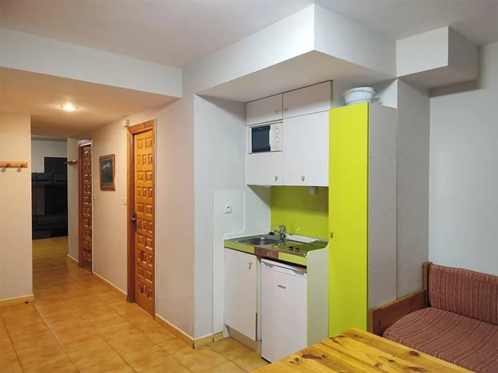 Apartamentos Midi 3000