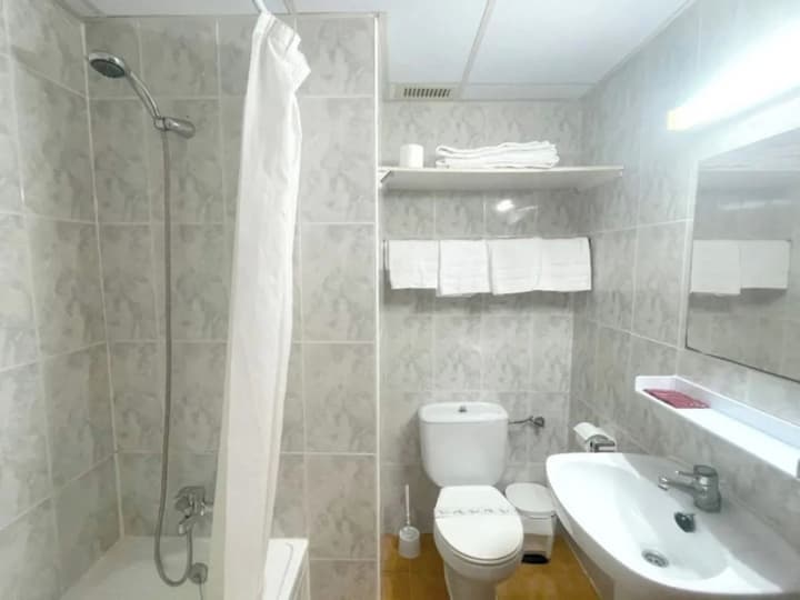 Apartamentos Midi 3000