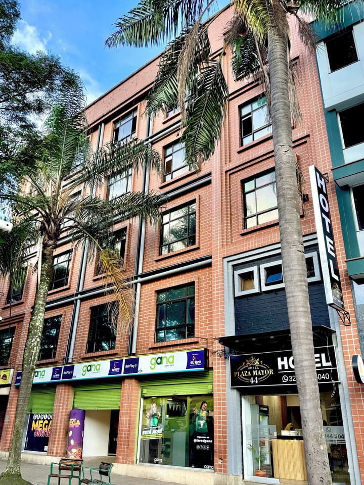 Hotel Plaza Mayor 44 - Medellin