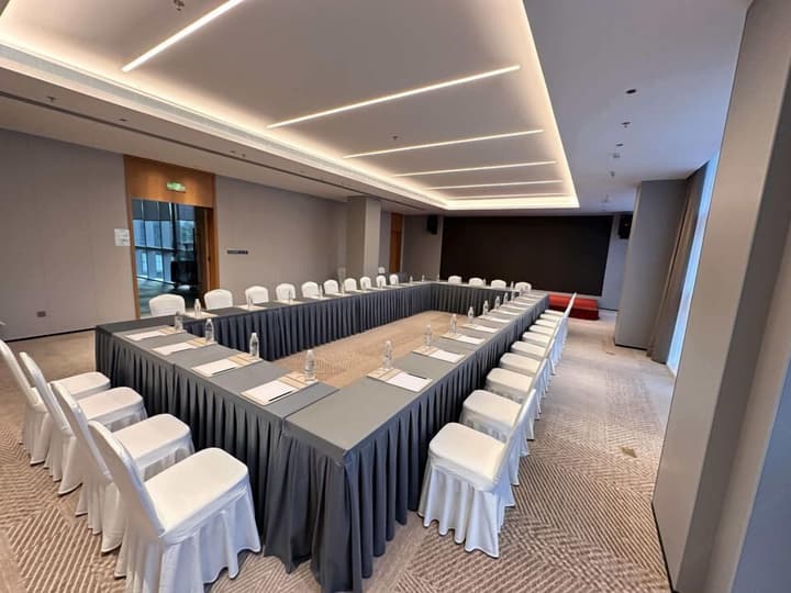 CYBO Junting Shangpin Hotel (Chengdu Chunxi Road Tianfu Square Branch)