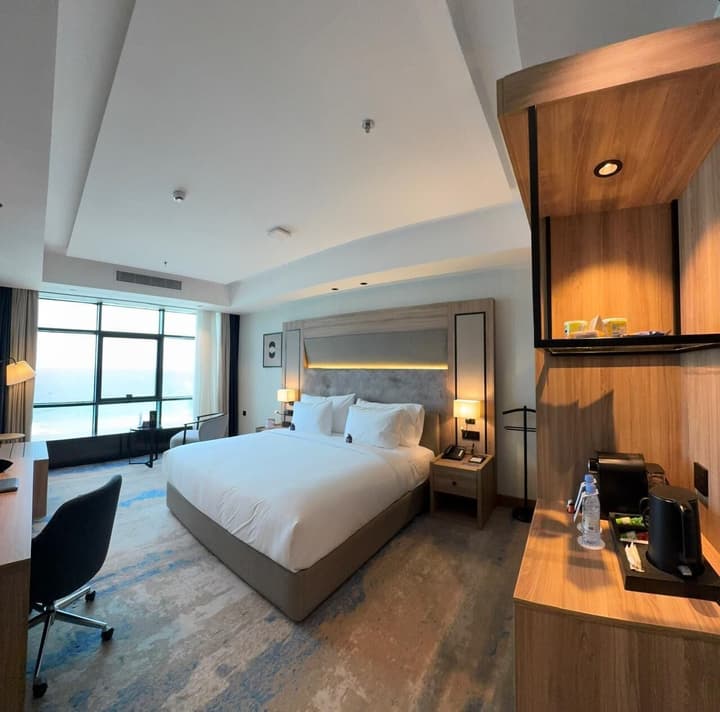 SEA TOWER HOTEL