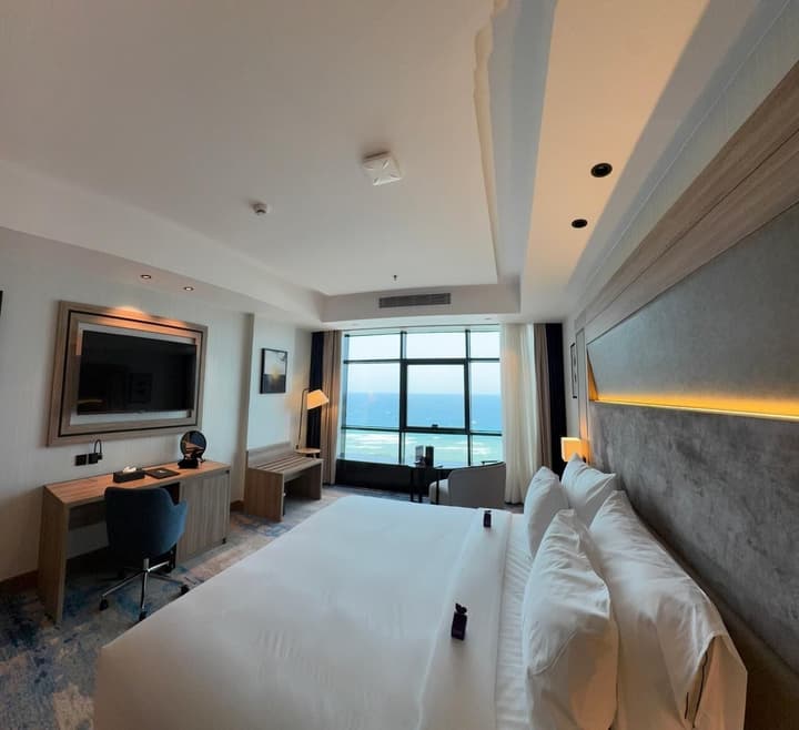 SEA TOWER HOTEL