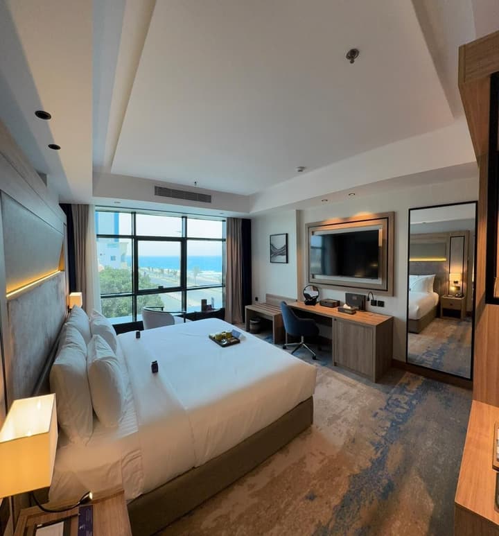 SEA TOWER HOTEL