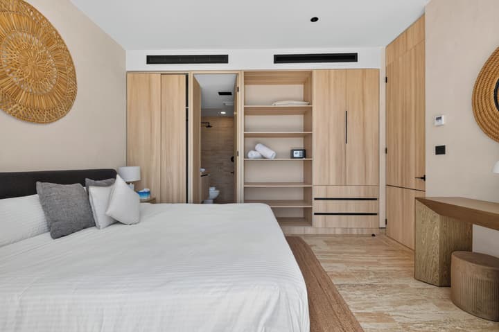 Corasol, Relaxed Stay with Terrace &amp; Full Amenities