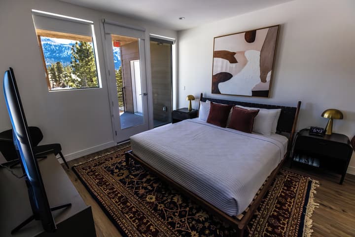 The Sierra House