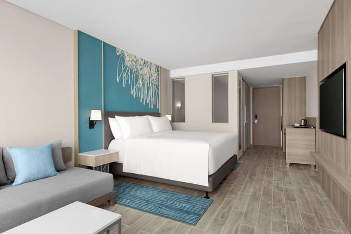 Courtyard By Marriott Phuket Chalong Bay Resort