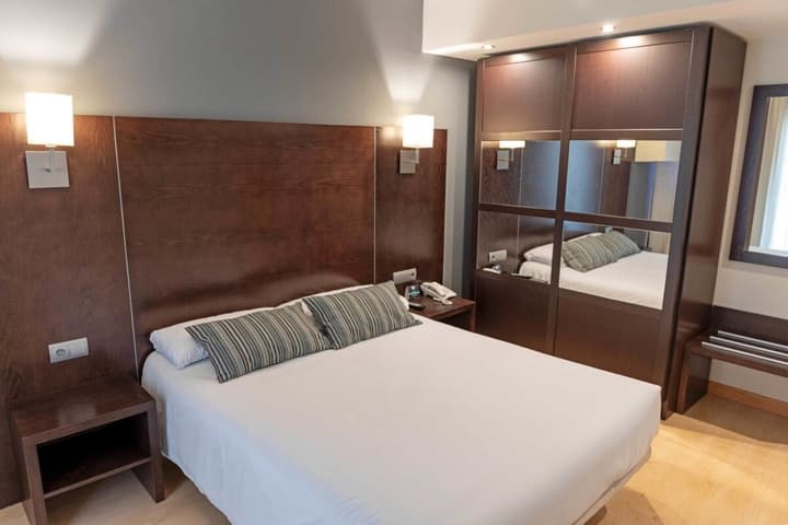 Hotel Cardeña by gaiarooms