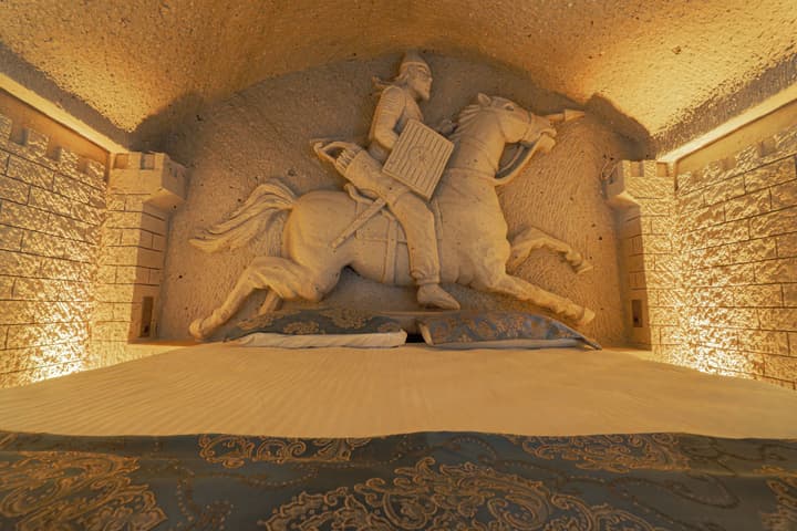Tyana Cave House