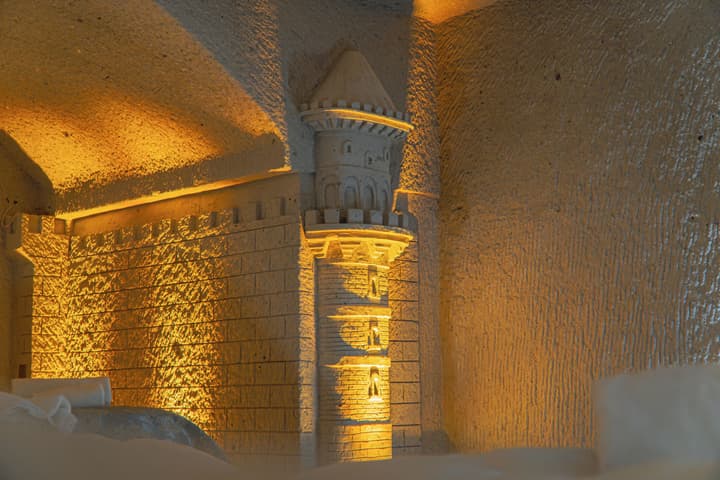 Tyana Cave House