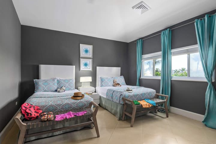 NEW Sleeps 10 - Laguna Del Mar 19 - Seven Mile Beach