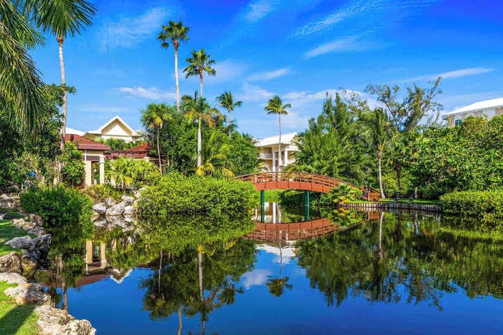 NEW Sleeps 10 - Laguna Del Mar 19 - Seven Mile Beach