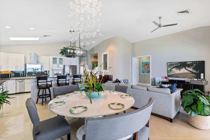 NEW Sleeps 10 - Laguna Del Mar 19 - Seven Mile Beach