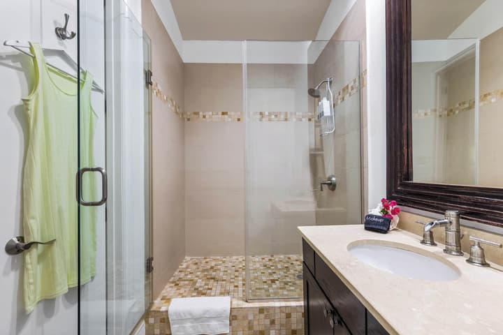 NEW Sleeps 10 - Laguna Del Mar 19 - Seven Mile Beach